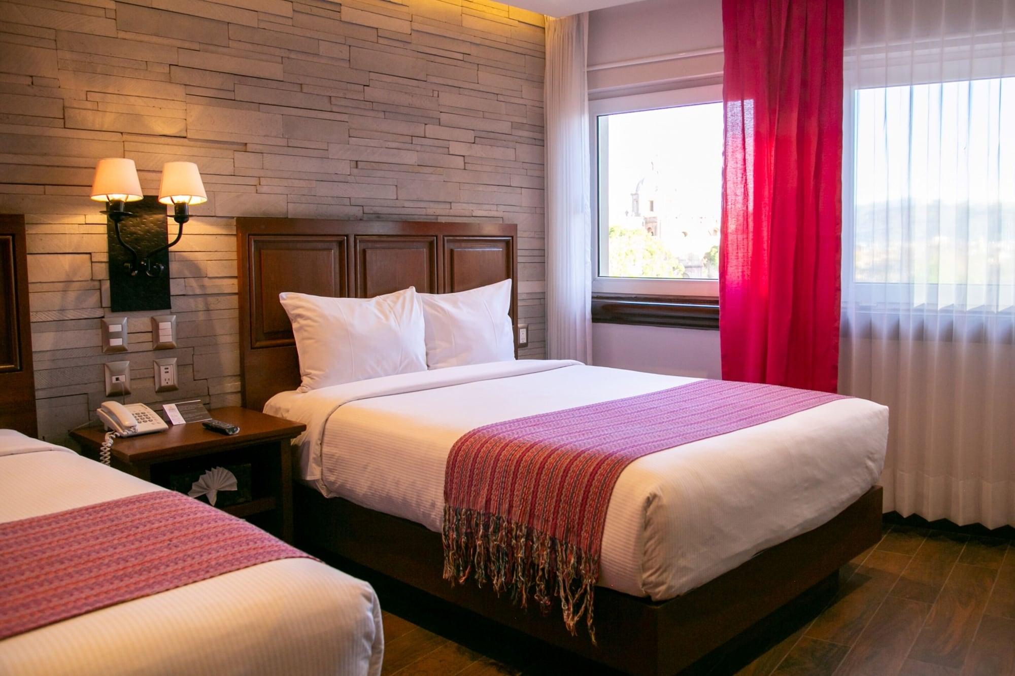 Hotel Alameda Centro Historico Морелия Экстерьер фото