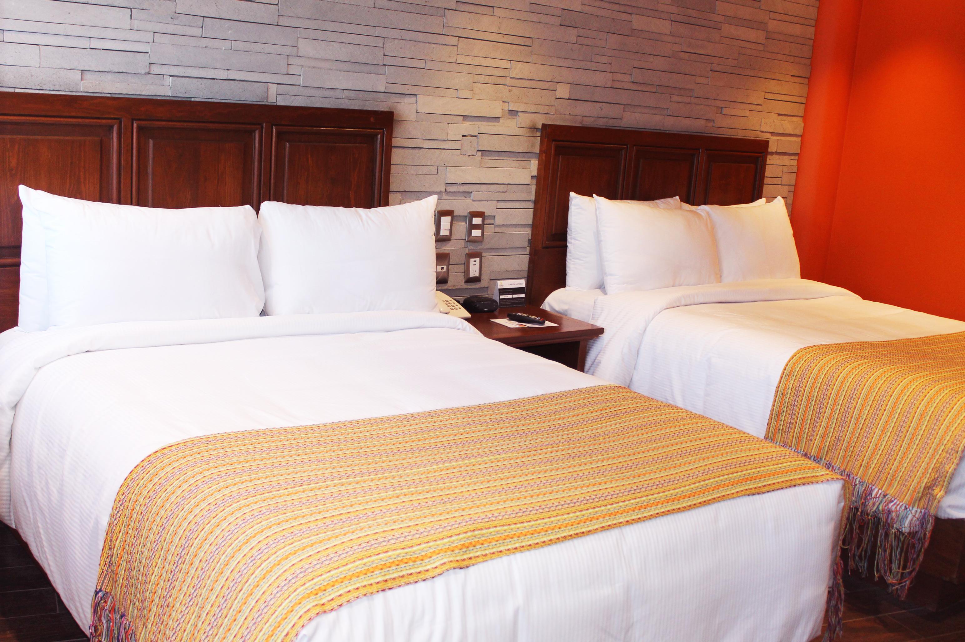 Hotel Alameda Centro Historico Морелия Экстерьер фото