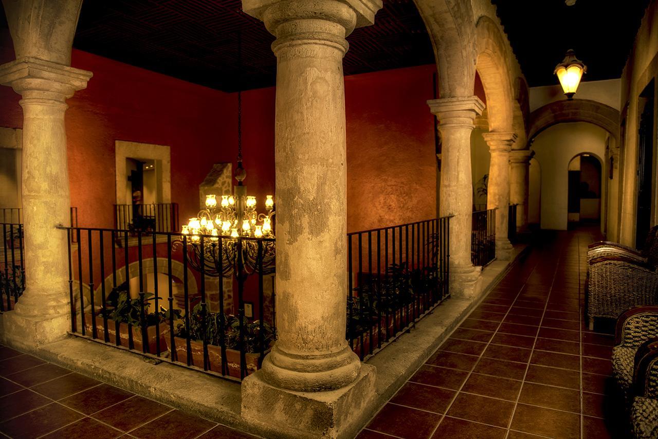 Hotel Alameda Centro Historico Морелия Экстерьер фото