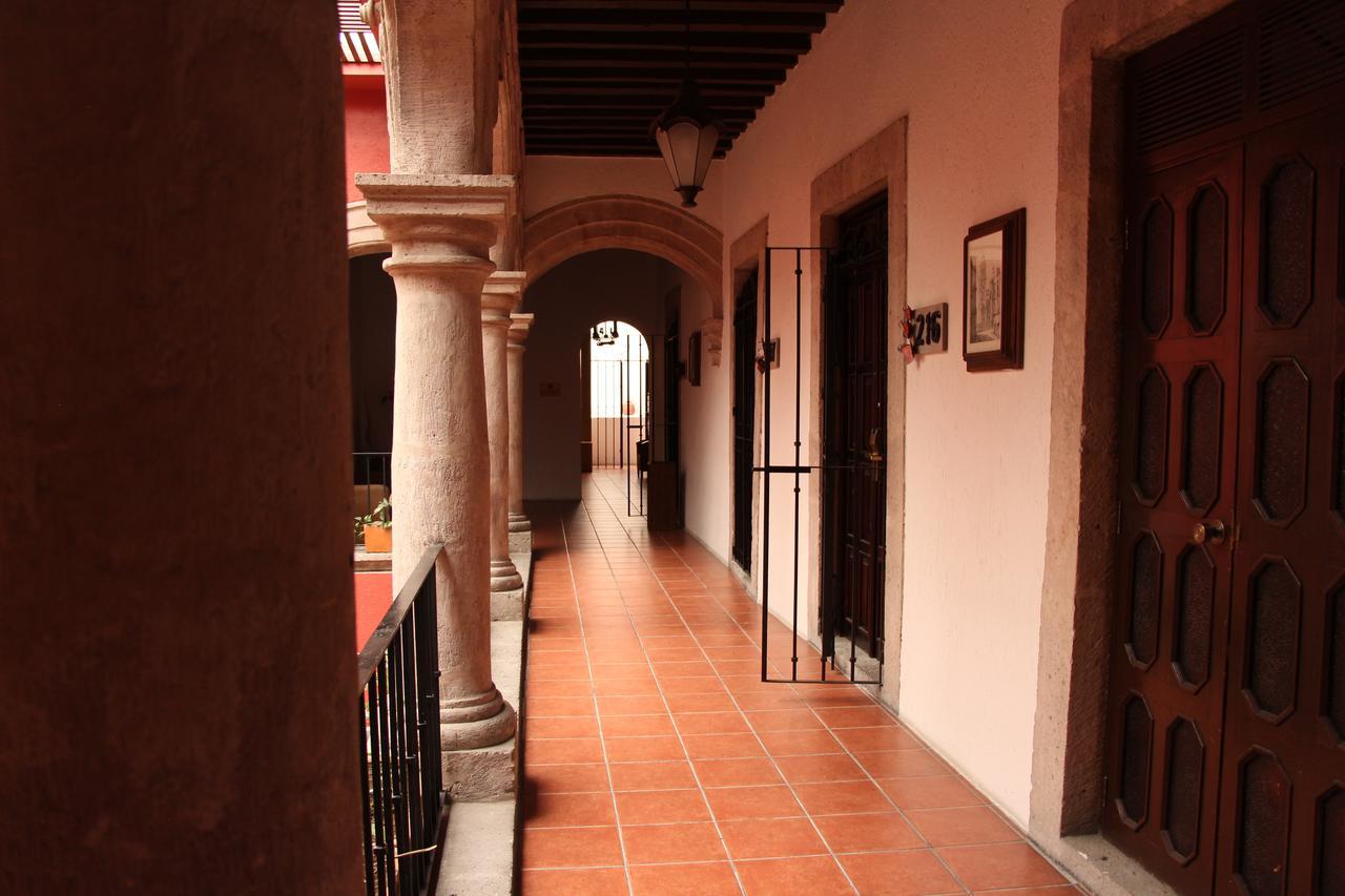 Hotel Alameda Centro Historico Морелия Экстерьер фото